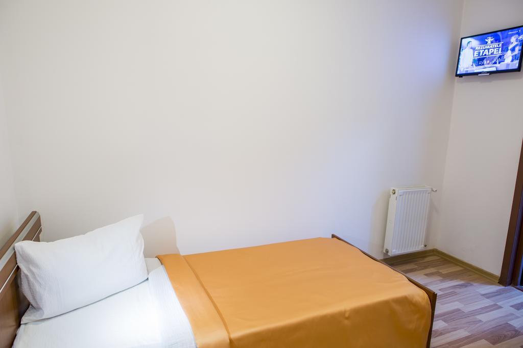 Motel Darina Ungheni  Eksteriør bilde