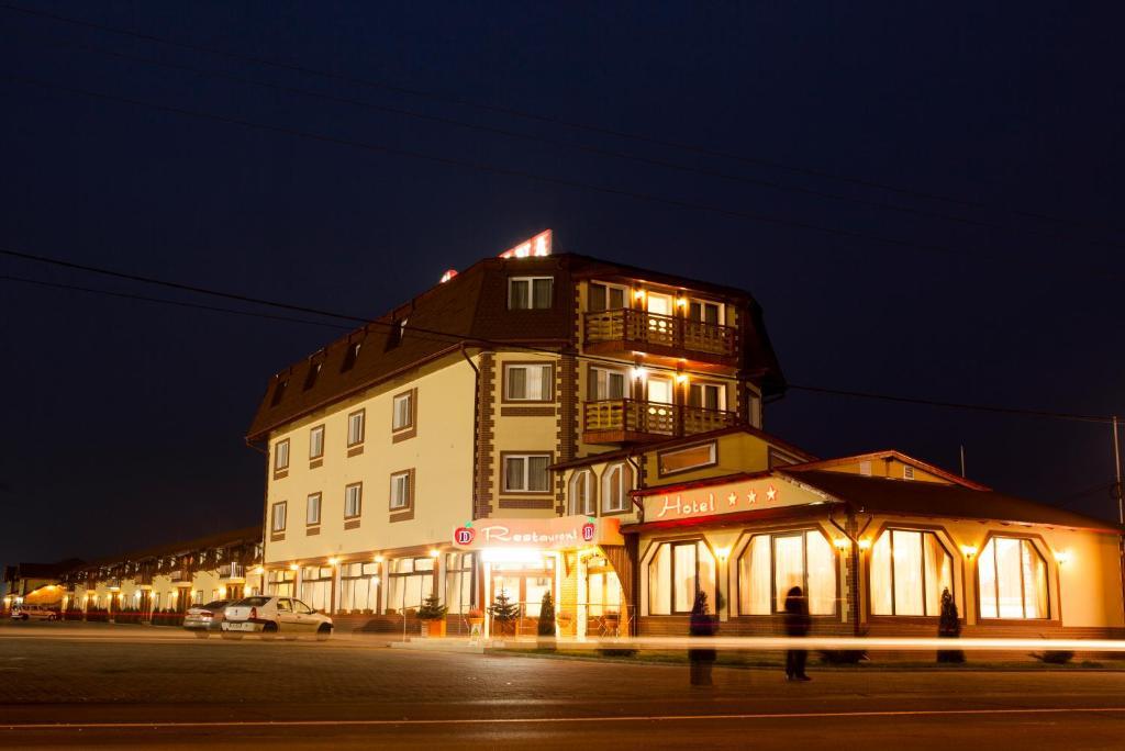 Motel Darina Ungheni  Eksteriør bilde